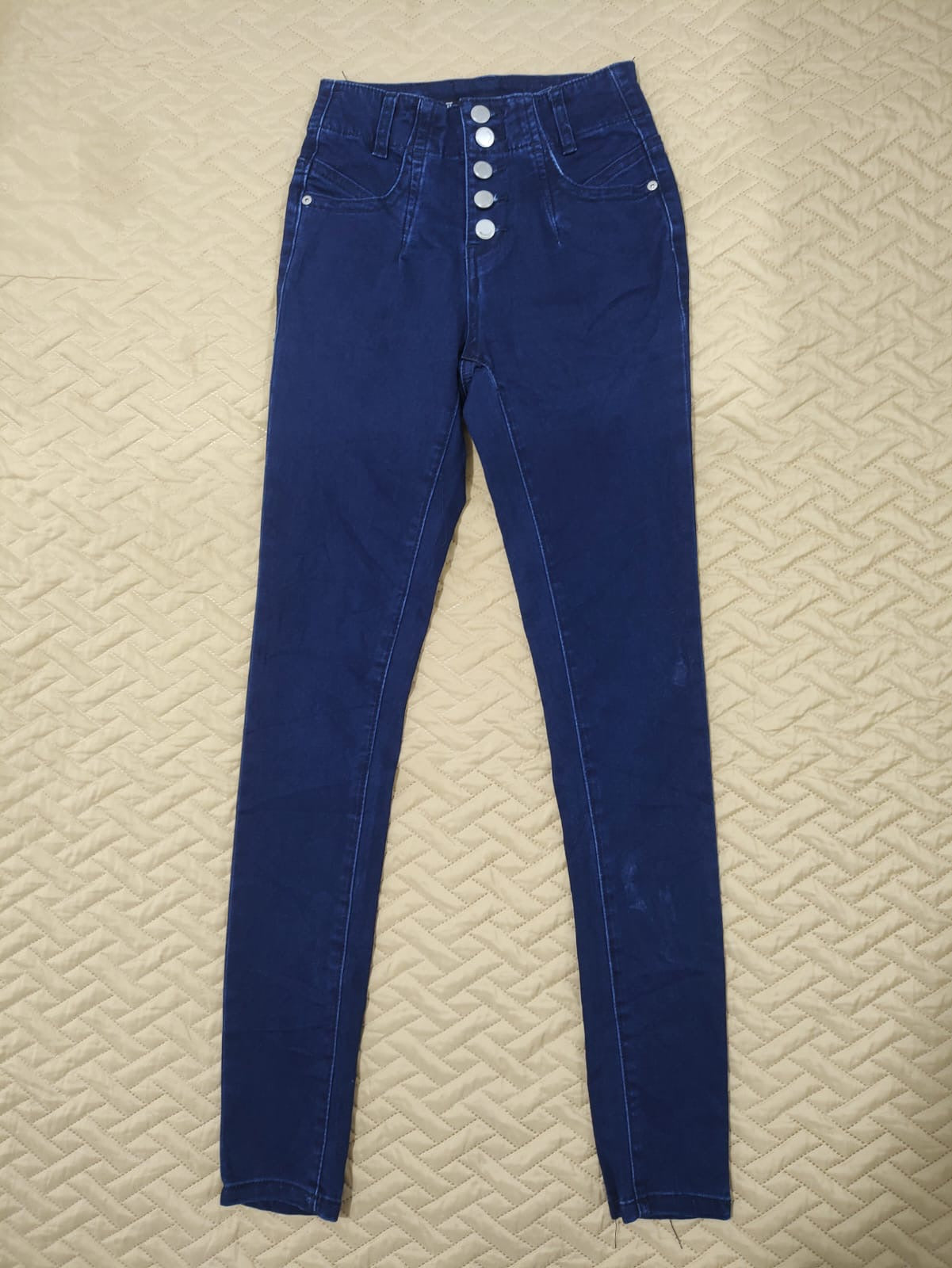 Jeans Dollhouse
