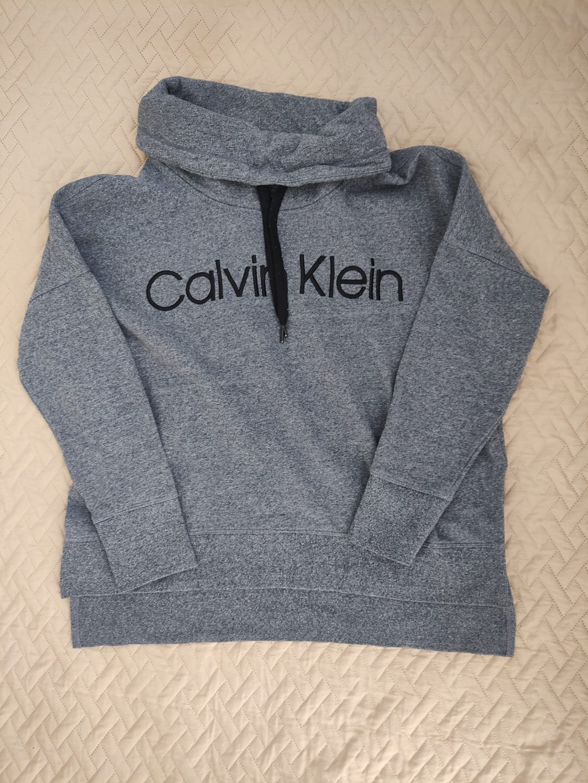 Suéter Calvin Klein